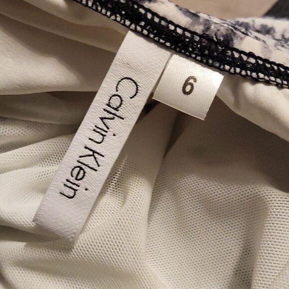 Calvin Klein Printed Plunge Swimsuit-BLACK WHITE-6 - Picture 8 of 8